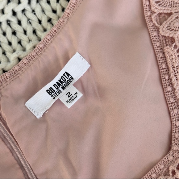 Revolve Steve Madden Did It My Way - Puff Sleeve Lace Women's Midi Dress Size 2 - Picture 6 of 7